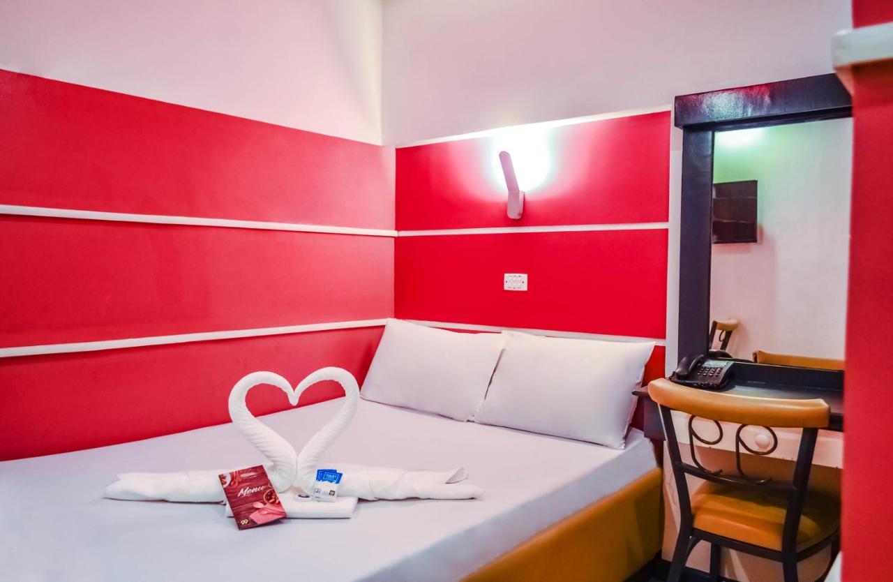 Hotel 99 Cubao Quezon City Exteriör bild