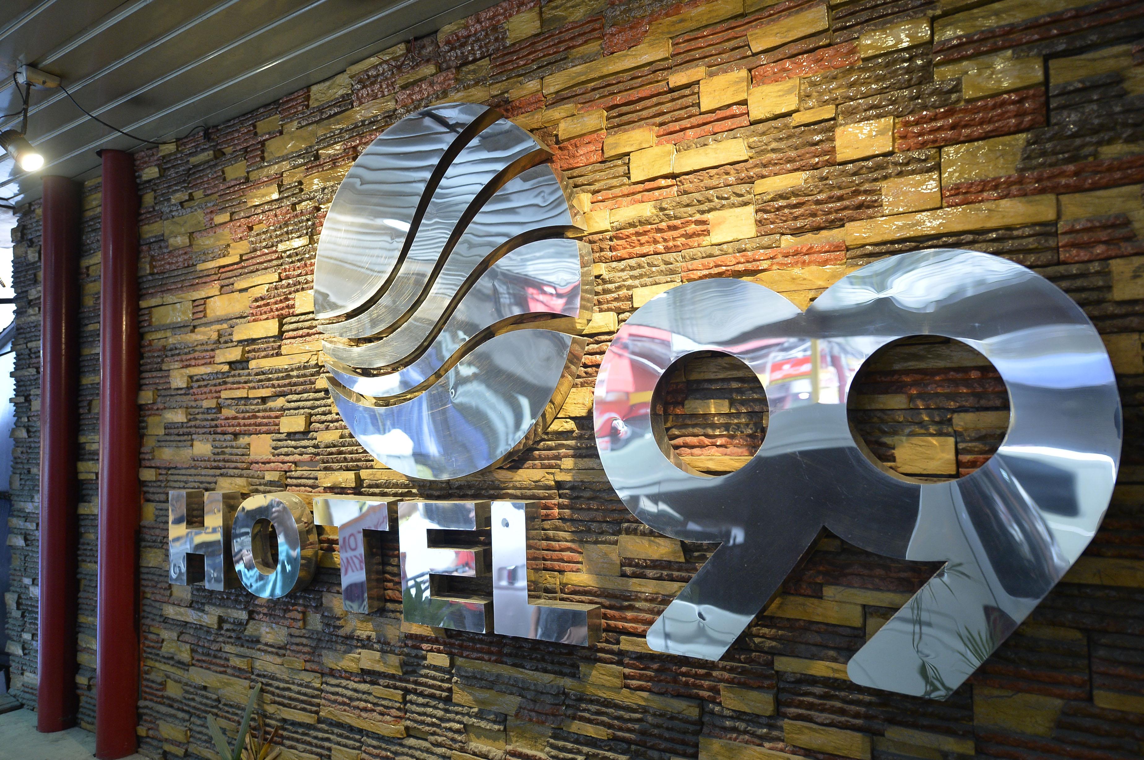 Hotel 99 Cubao Quezon City Exteriör bild