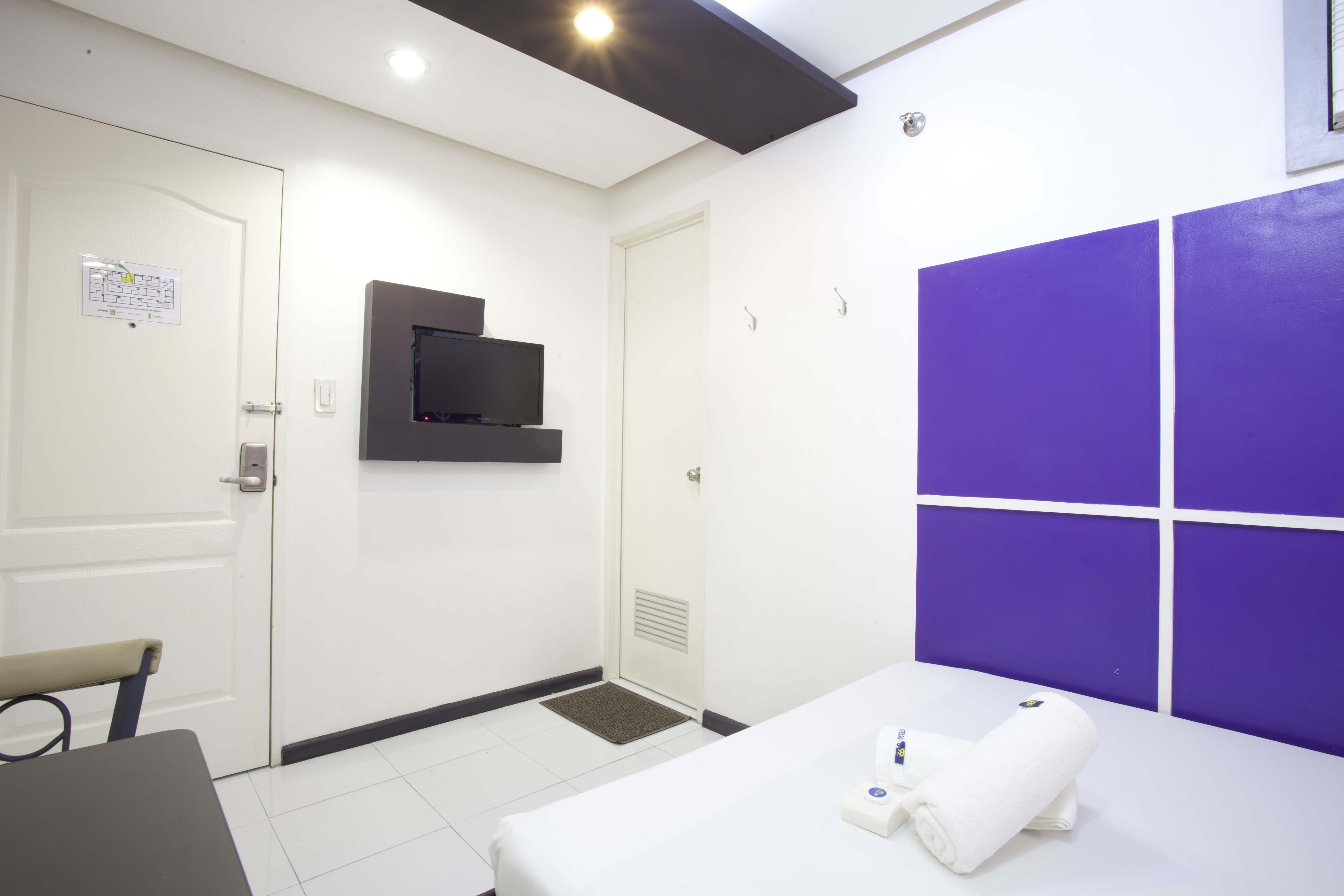 Hotel 99 Cubao Quezon City Exteriör bild